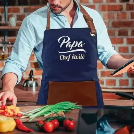 Tablier cuisine brodé Papa Chef étoilé avec poche avant barbecue