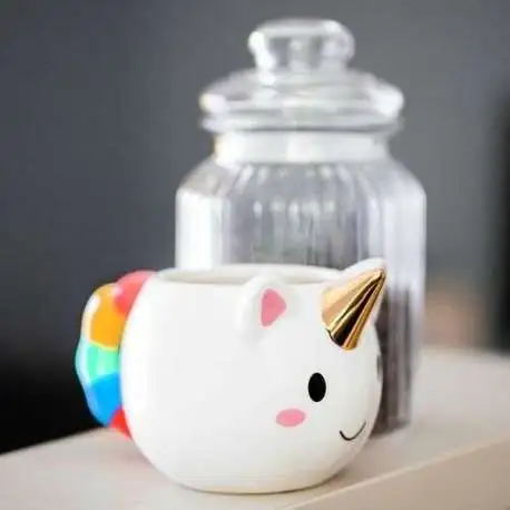 Tasse Licorne avec Corne Dorée: Mug Arc-en-Ciel Original & Insolite !