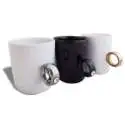 Tasse avec anse en forme de bague mug